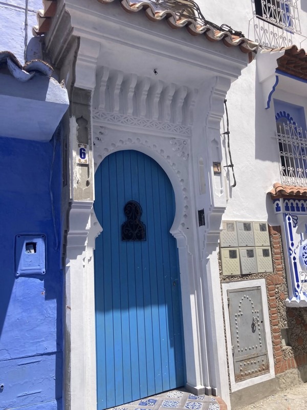 Chefchaouen - Morocco’s Blue Pearl and Its Photogenic Alleys - Dors