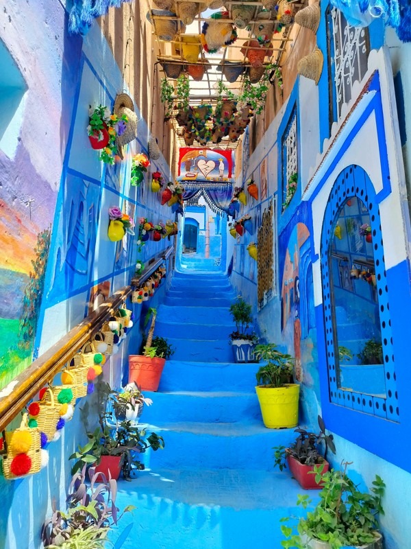 Chefchaouen: Morocco’s Blue Pearl and Its Photogenic Alleys