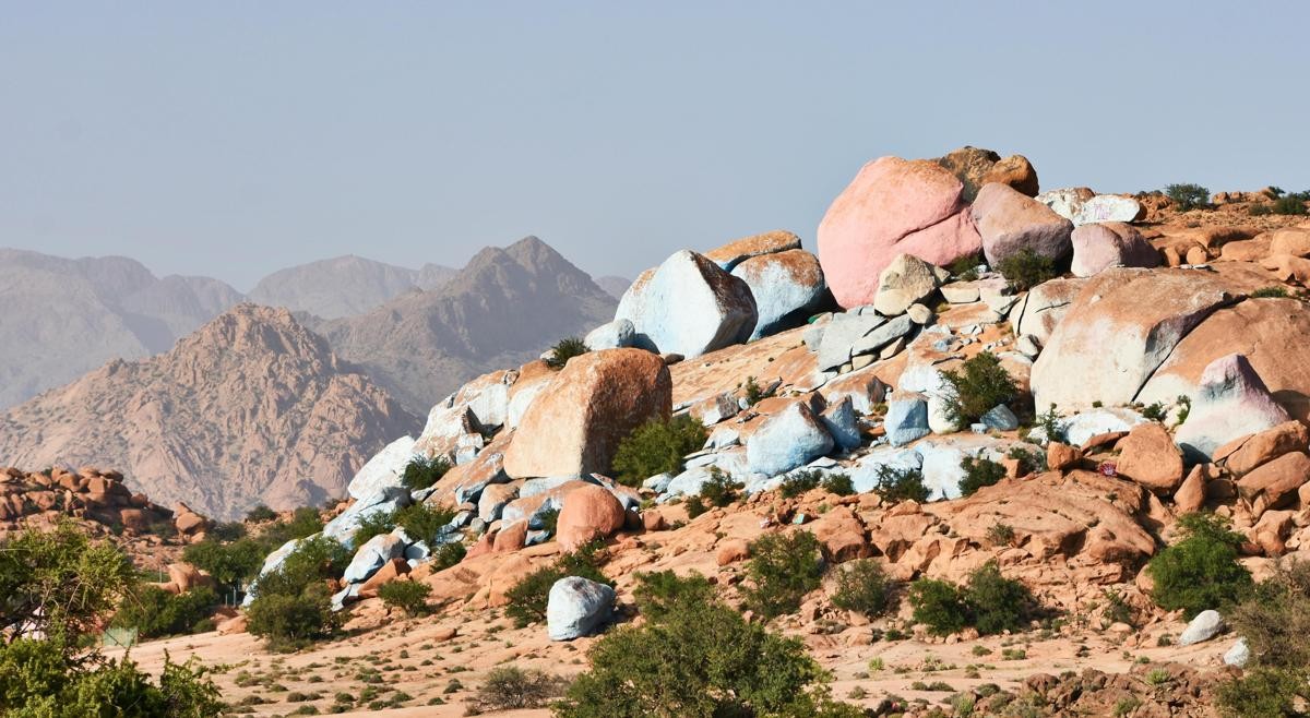 Discovering Tafraoute: The Painted Rocks Village