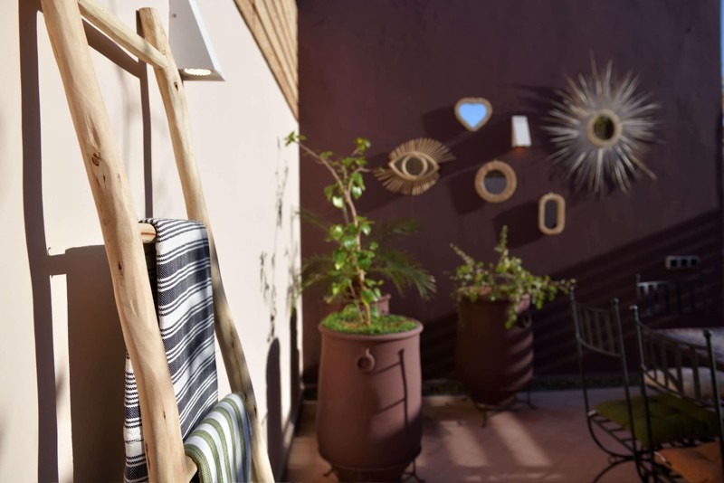 Explore Moroccan Riads: their history, unique design, and how to Choose the Perfect Moroccan Riad in Morocco’s medinas!