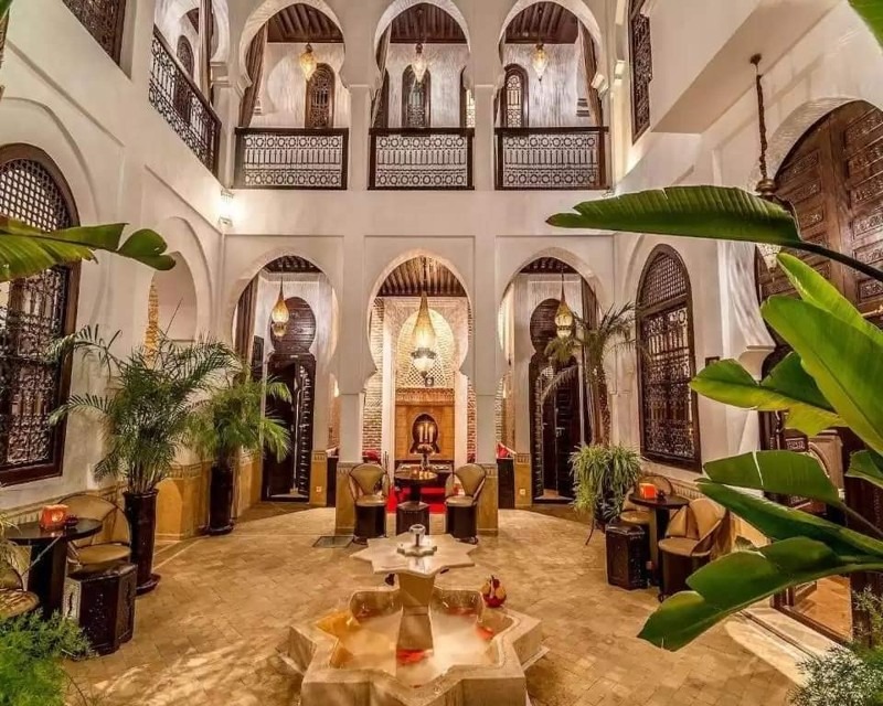 Explore Moroccan Riads: their history, unique design, and how to Choose the Perfect Moroccan Riad in Morocco’s medinas!