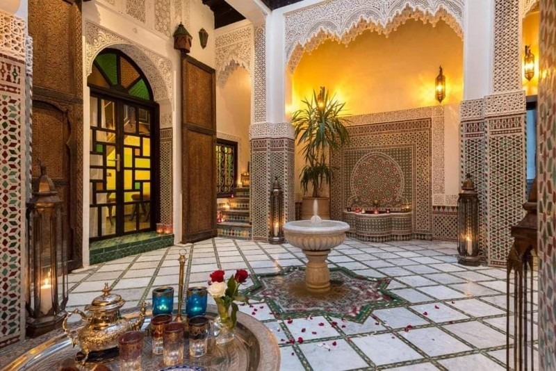 Explore Moroccan Riads: their history, unique design, and how to Choose the Perfect Moroccan Riad in Morocco’s medinas!