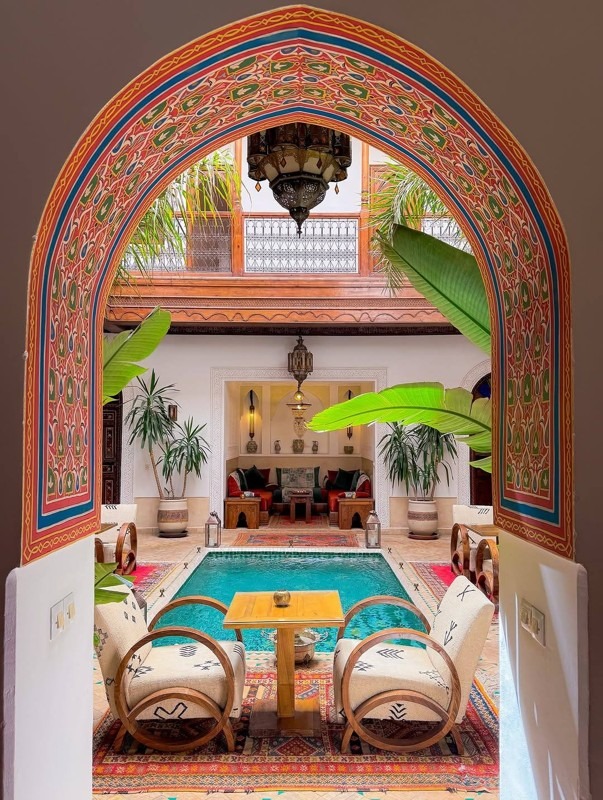 Explore Moroccan Riads: their history, unique design, and how to Choose the Perfect Moroccan Riad in Morocco’s medinas!