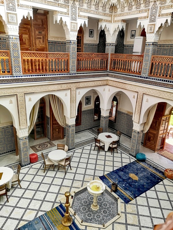 Explore Moroccan Riads: their history, unique design, and how to Choose the Perfect Moroccan Riad in Morocco’s medinas!