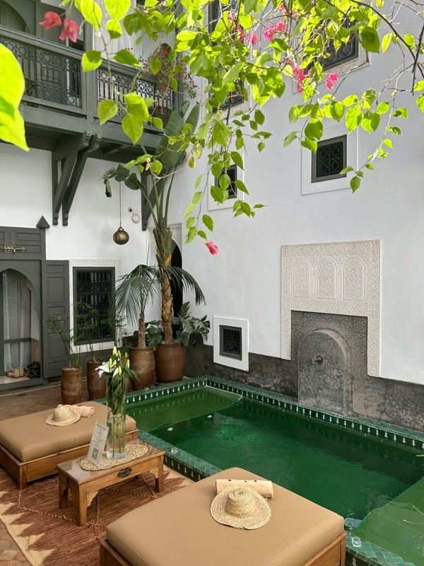 Explore Moroccan Riads: their history, unique design, and how to Choose the Perfect Moroccan Riad in Morocco’s medinas!